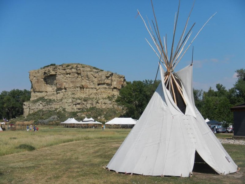  Tee Pee in front of Pompeys Pillar National Monument. – National Park Service 