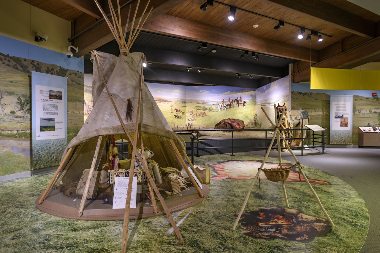 Akta Lakota Museum & Cultural Center