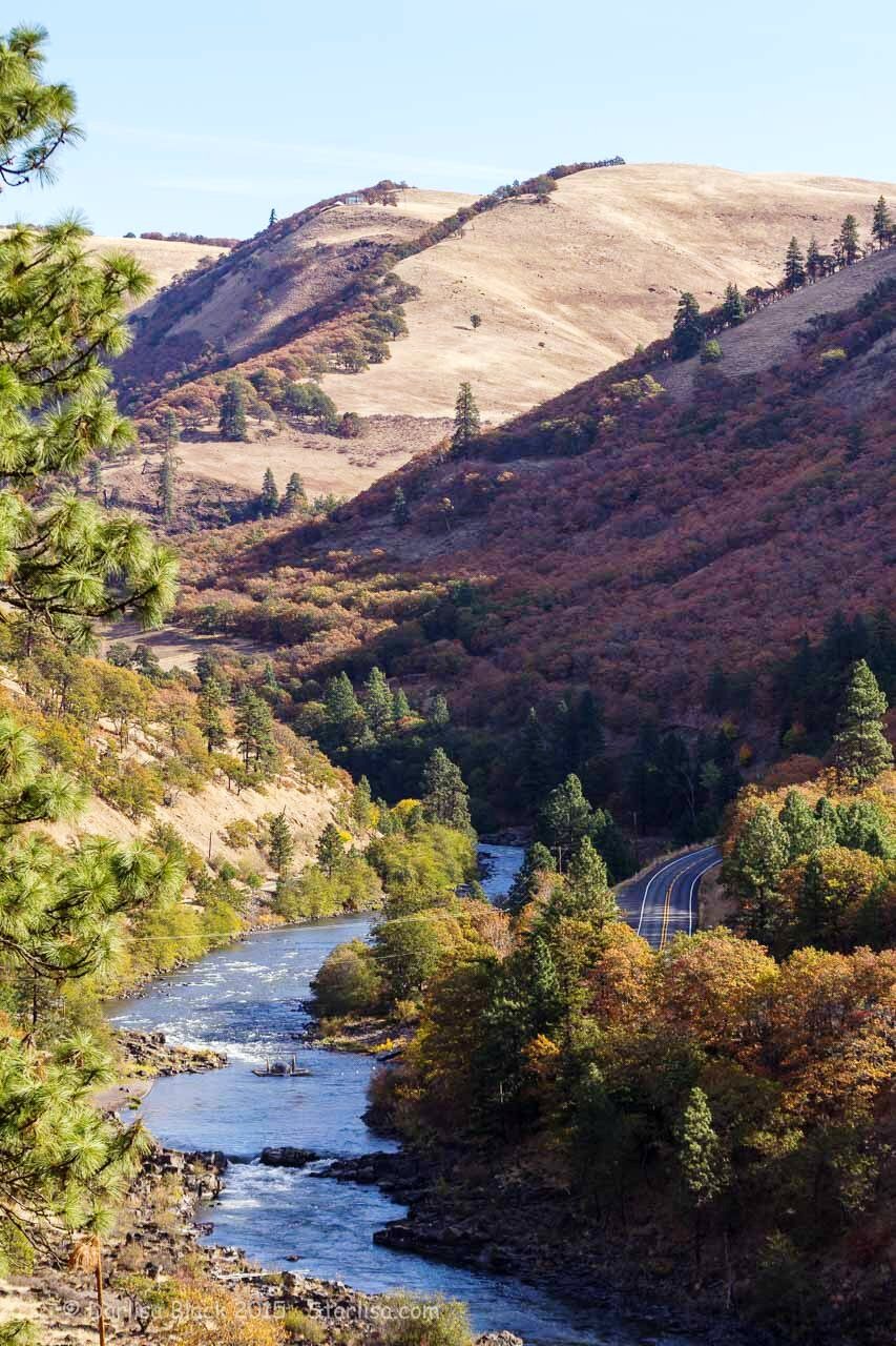 Klickitat River Canyon near the Lewis and Clark Trail