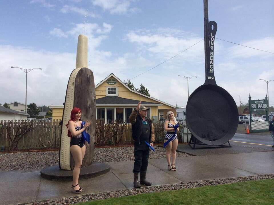 The roadside attractions are celebrated during the Long Beach Razor Clam Festival