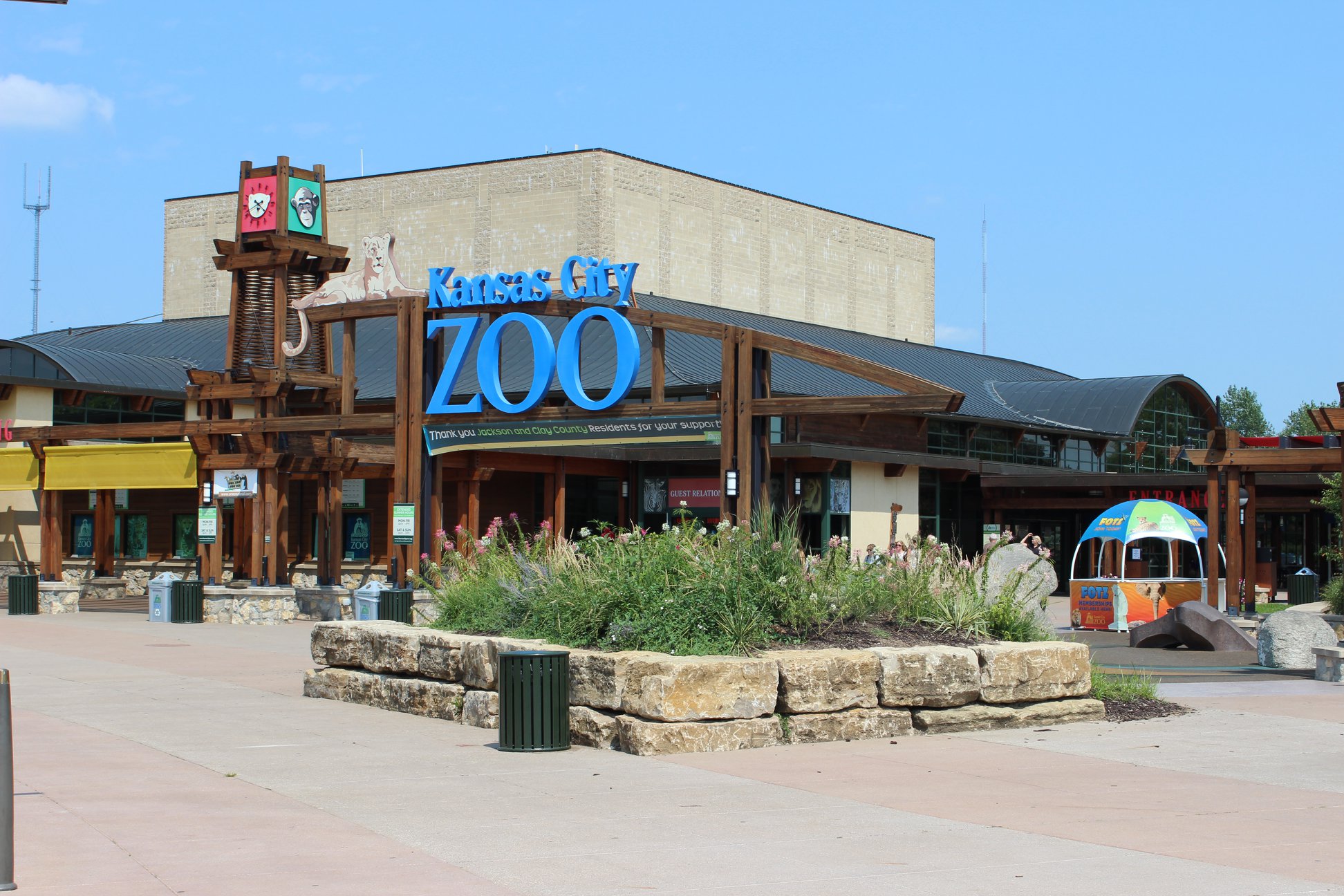 Kansas City Zoo and Aquarium