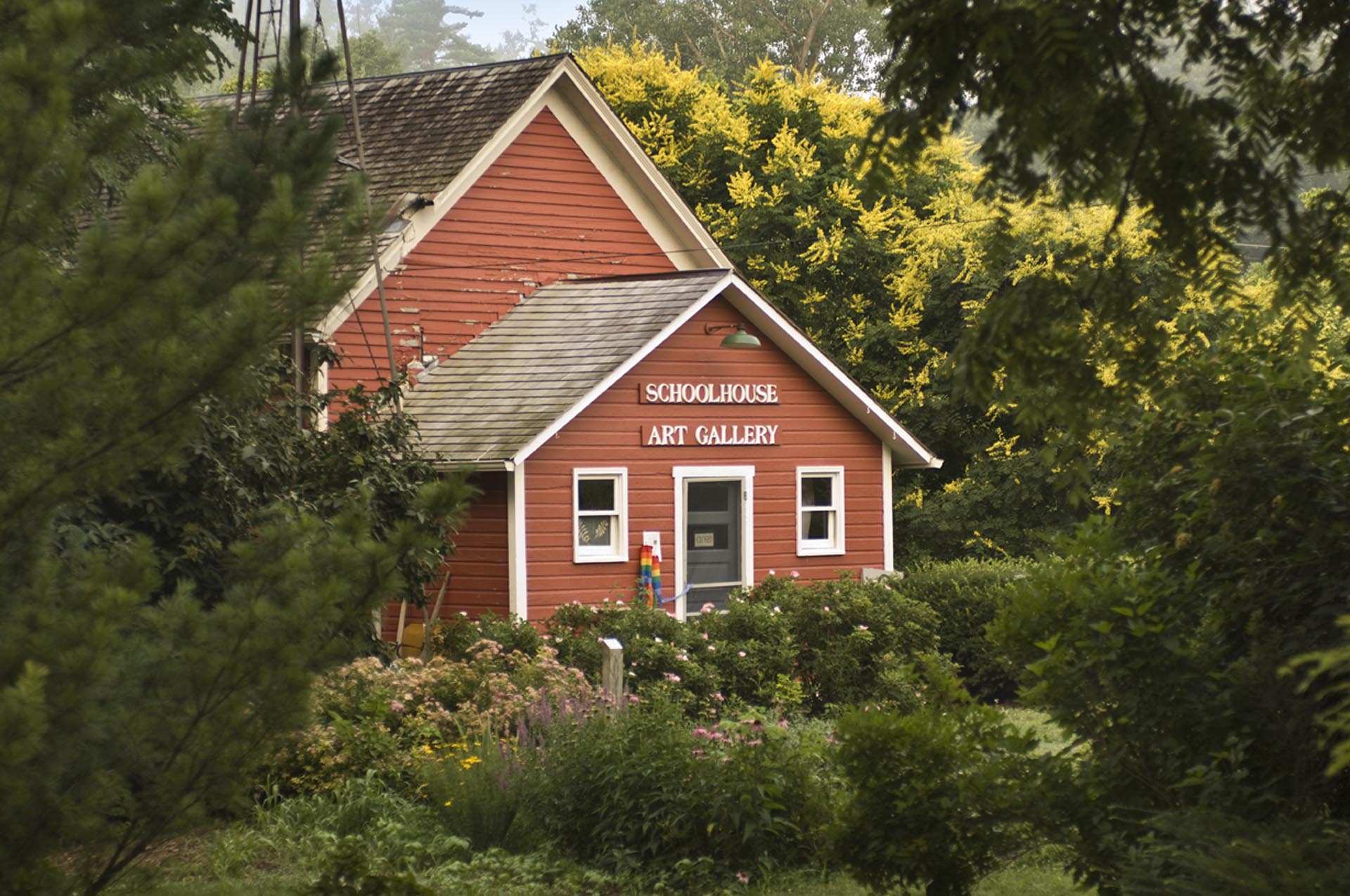 Schoolhouse Art Gallery & Nature Center