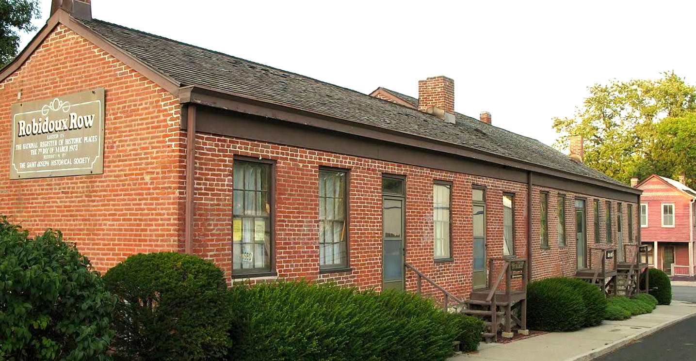 Robidoux Row