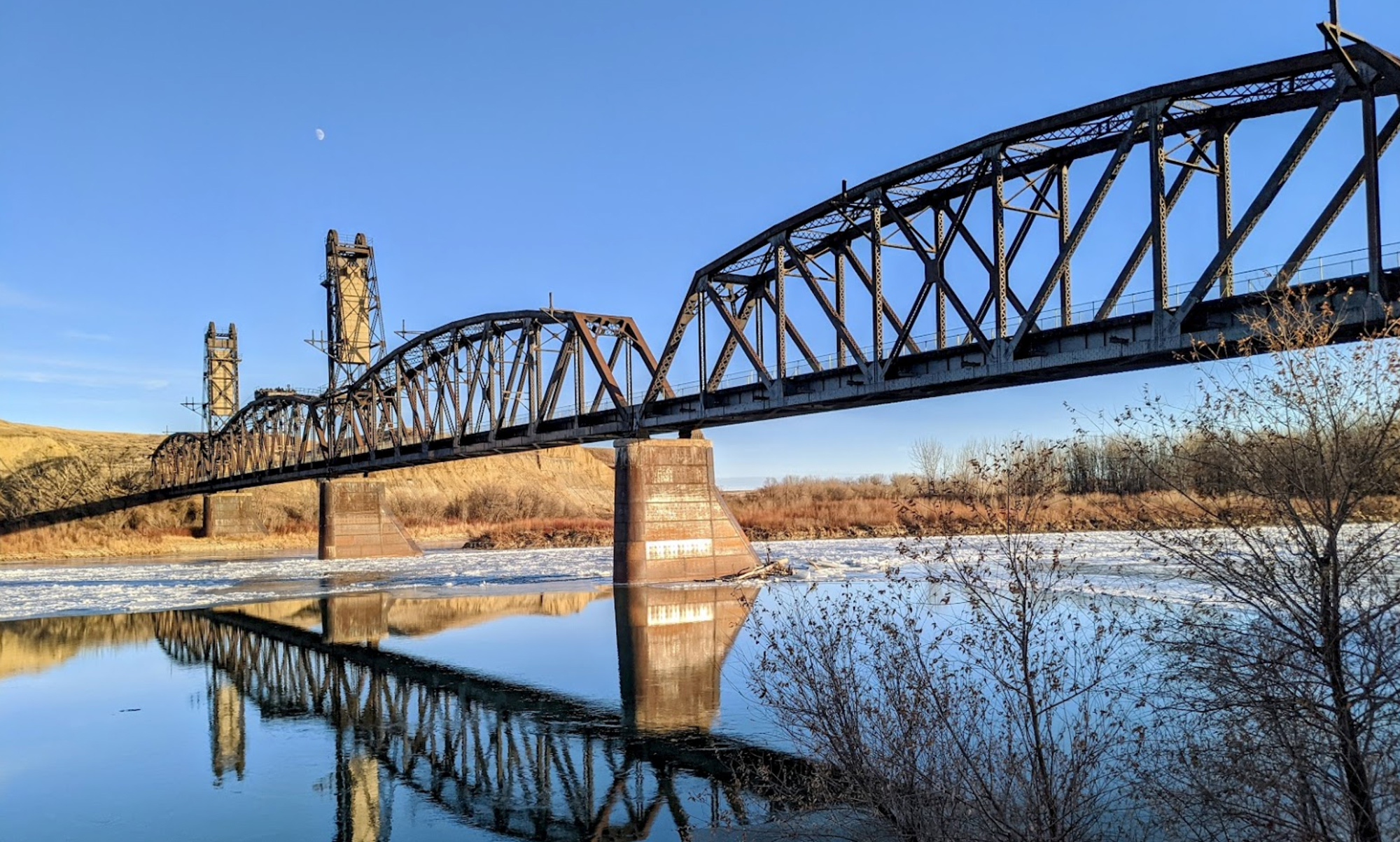 Fairview Bridge and Cartwright Tunnel Trail