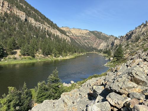 Missouri River Beaver Creek Trail