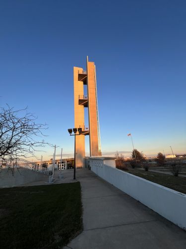 Lewis and Clark Cycle Path: Historic Site to Alton